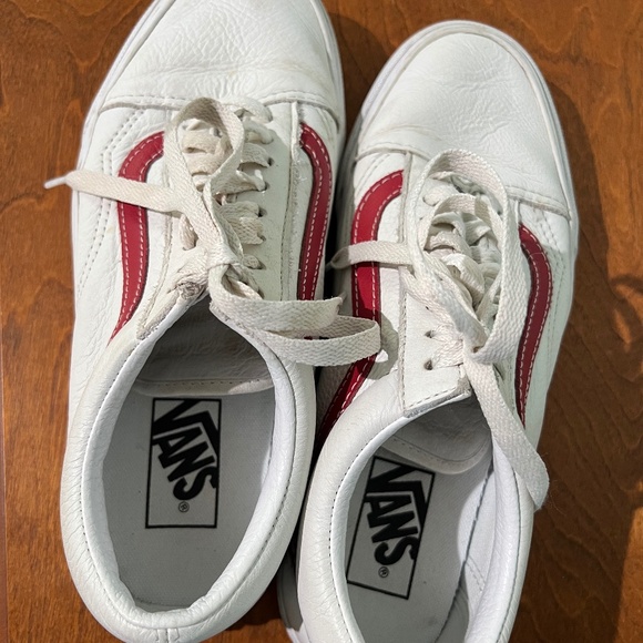 Vans Leather Sneakers for women or men - Picture 1 of 5